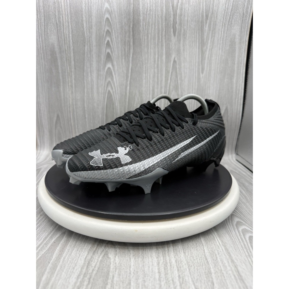 Under Armour UA Blur Pro Mens Size 9.5 Black Silver Football Cleats 3028220-003